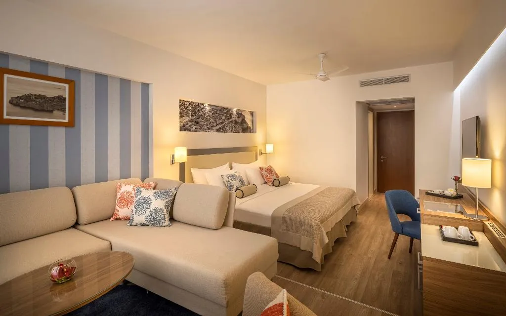 FAMILY ROOM PREMIUM SEA VIEW Room, President Hotel 5*, Valamar Collection, Dubrovnik