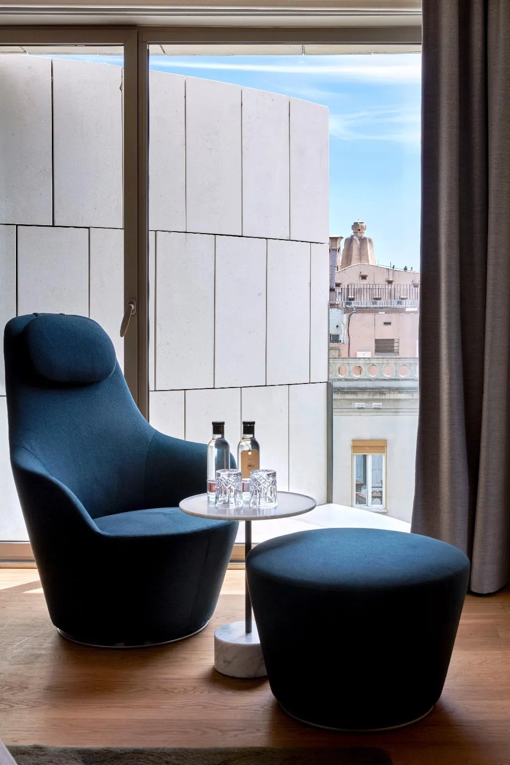 DOUBLE DELUXE CITY VIEW Room, Sir Victor Hotel part of Sircle Collection, Barcelona