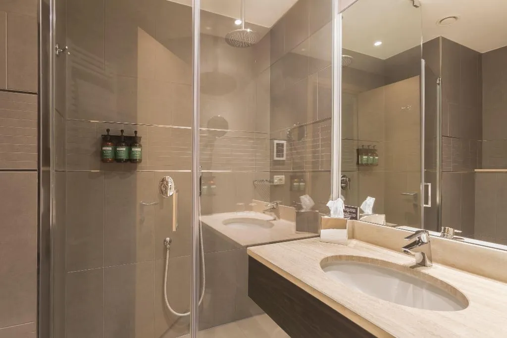 DOUBLE QUEEN SIZE BED Room, voco Venice Mestre - The Quid, an IHG Hotel, Venice