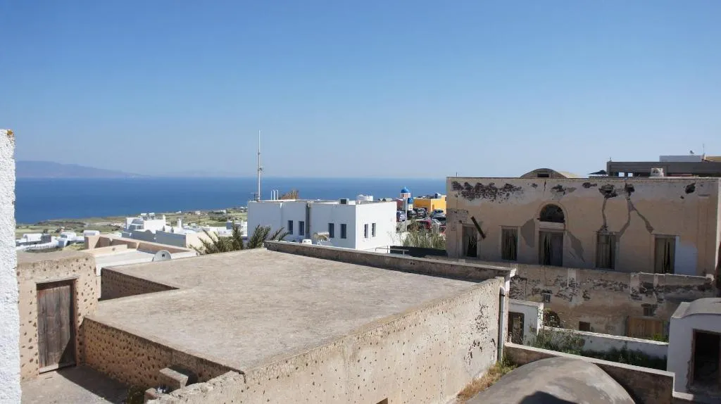 General view, Marcos Rooms, Santorini