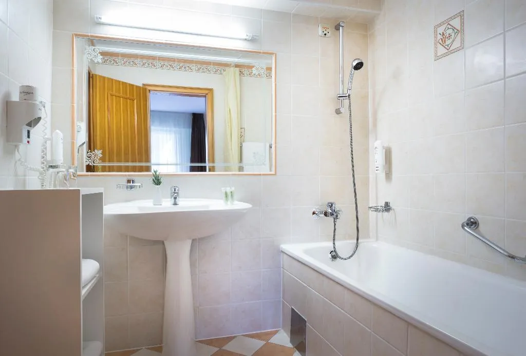 DOUBLE SUPERIOR Room, Maistra Select Island Hotel Katarina, Istria