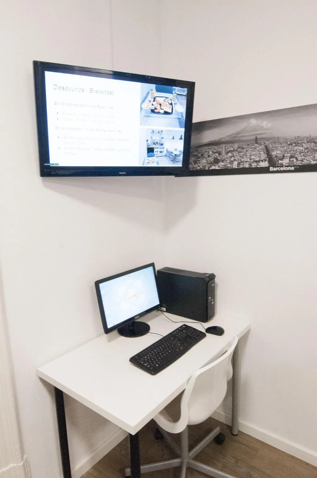 Conferences, Hostal Live Barcelona, Barcelona