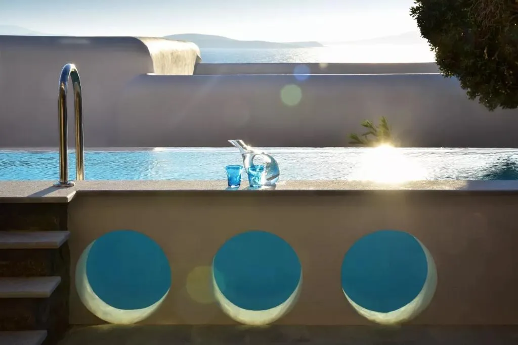 SINGLE PREMIUM Room, Mykonos Grand Hotel & Resort, Mykonos