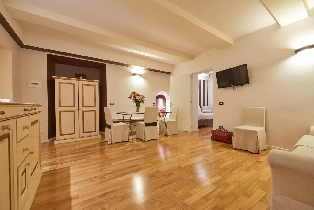 Room, B&B Le Stanze Del Duomo, Florence