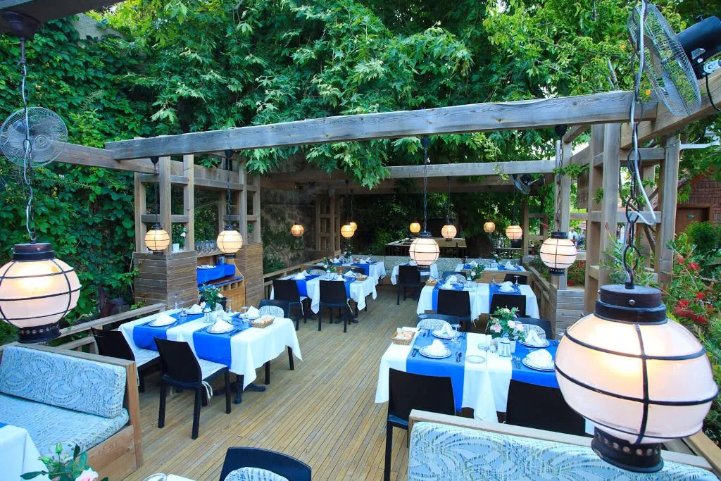 Restaurant, Can Garden Beach, Antalya