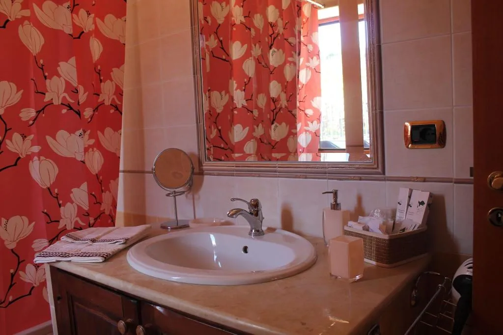 Room, Vesuvio Smiling, Naples