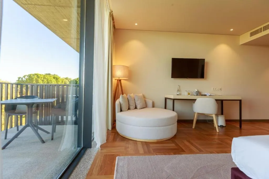 APARTMENT THREE BEDROOMS Room, Olive Nature Hotel & SPA - Quinta Valle de Passos, Porto