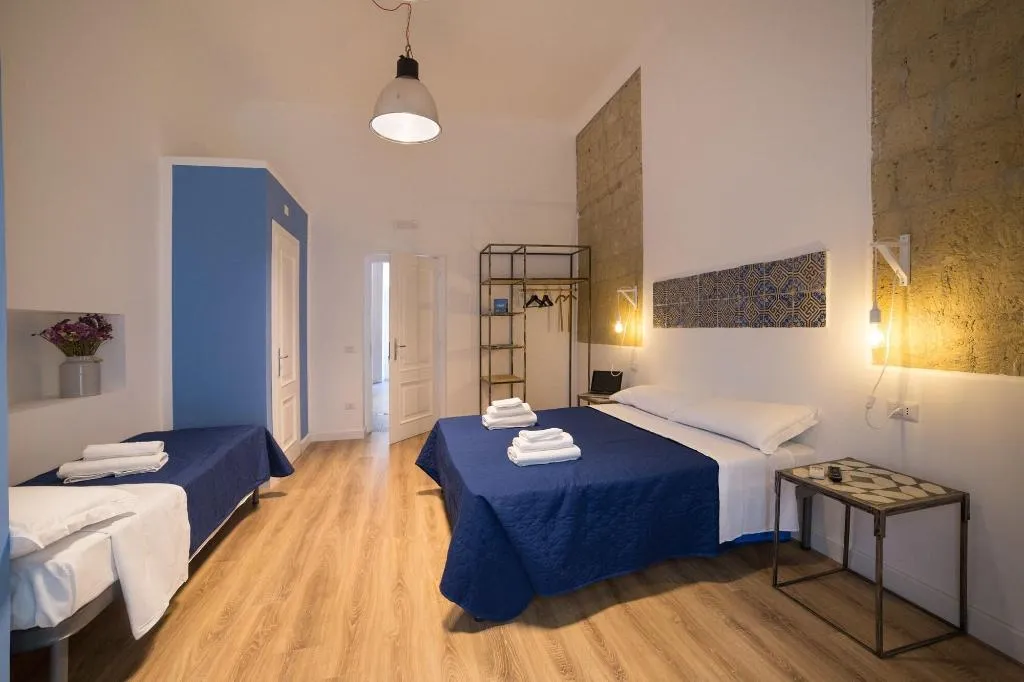 Room, Borgo Vergini Garden, Naples
