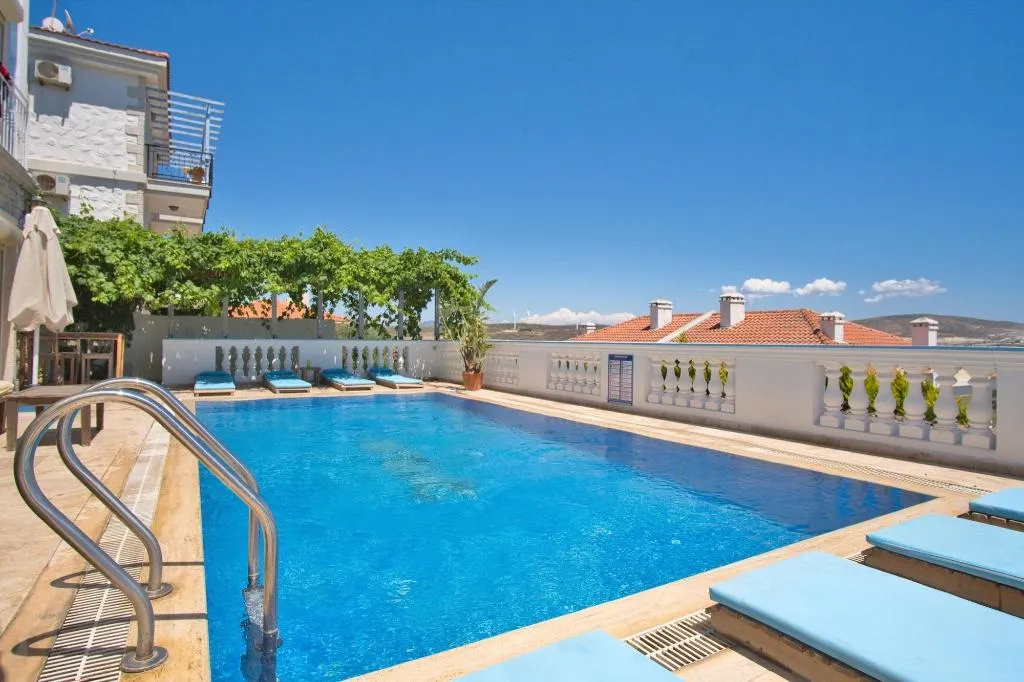 Sports and Entertainment, Ionic Hotel, Izmir