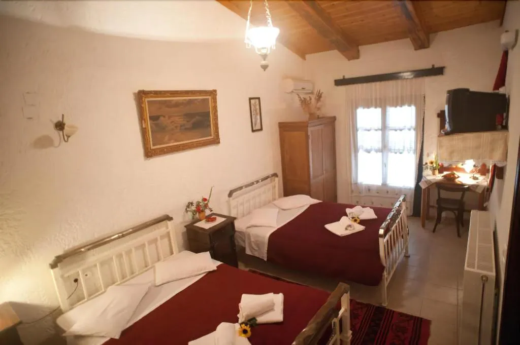 Room, Keramos, Crete