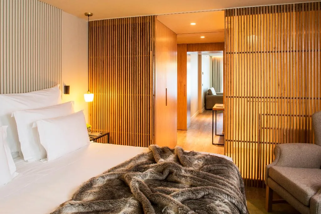 JUNIOR SUITE STANDARD Room, Memmo Príncipe Real - Design Hotels, Lisbon