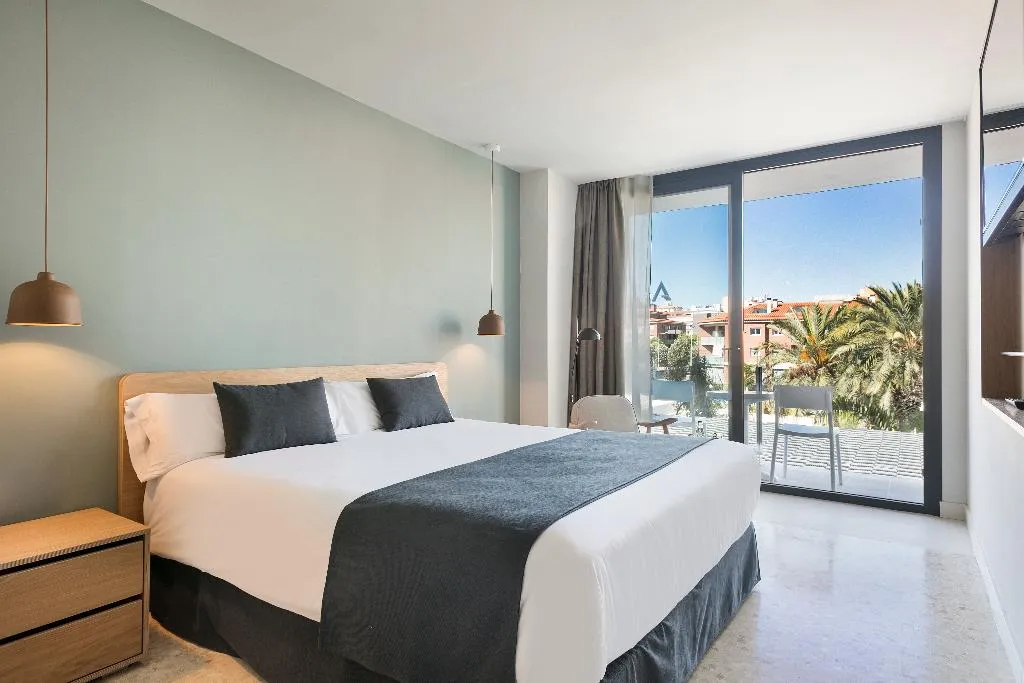 TRIPLE PREMIUM Room, Aqua Hotel Silhouette & Spa**** Adults Only, Costa Brava