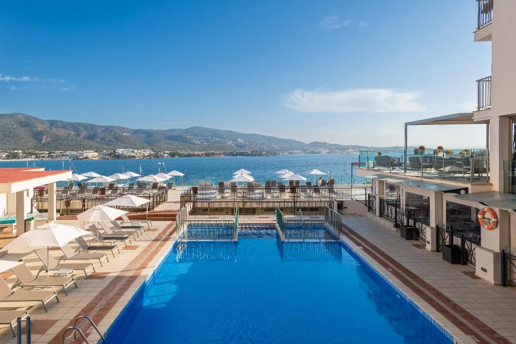 Pool, Leonardo Royal Htl Mallorca Palmanova Bay, Majorca