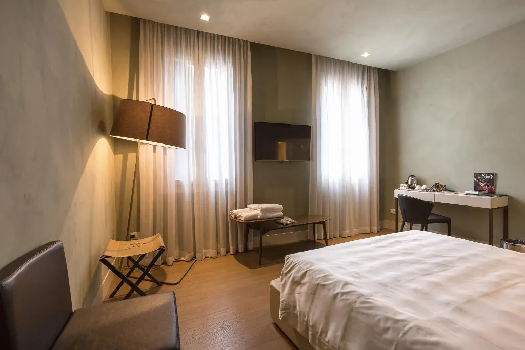 DOUBLE ANNEX Room, Liassidi Palace, Venice