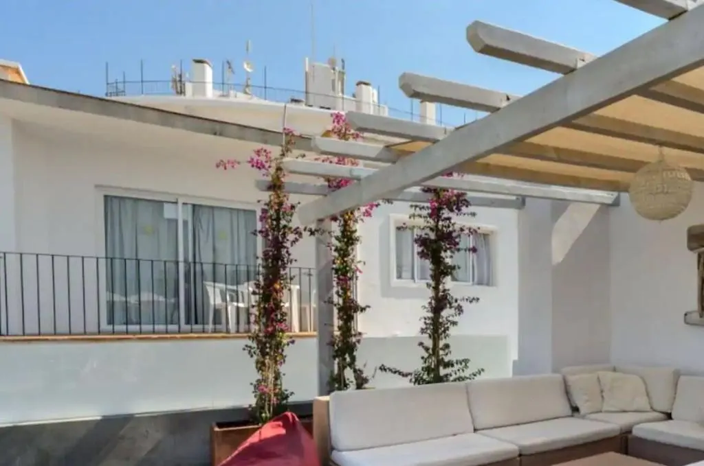 Terrace, Hotel Cenit & Apts. Sol y Viento, Ibiza