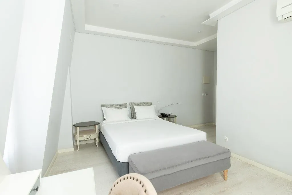 DOUBLE SUPERIOR WITH VIEWS Room, Residencial Alcobia, Lisbon