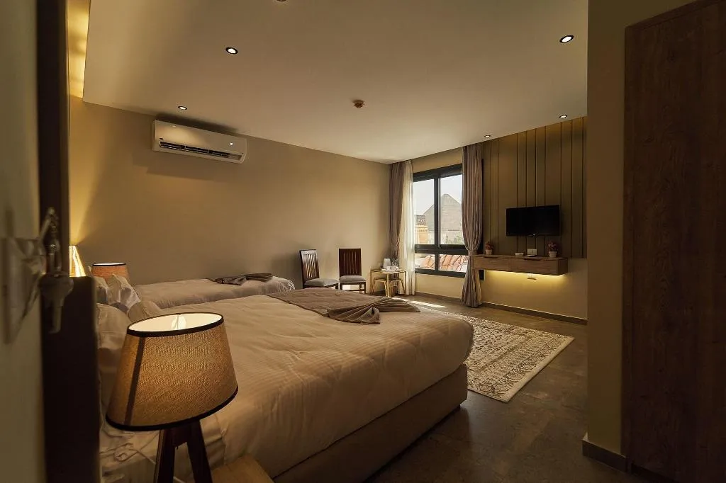 Room, Pyramids Secret Hotel, Cairo