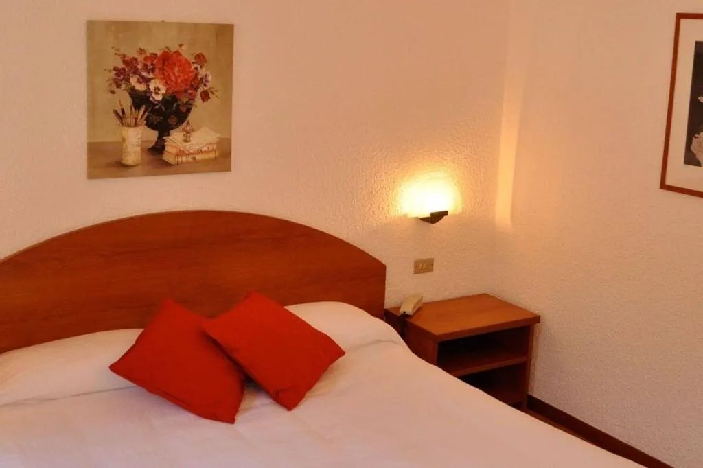 Room, Golf Hotel Resort, Milan