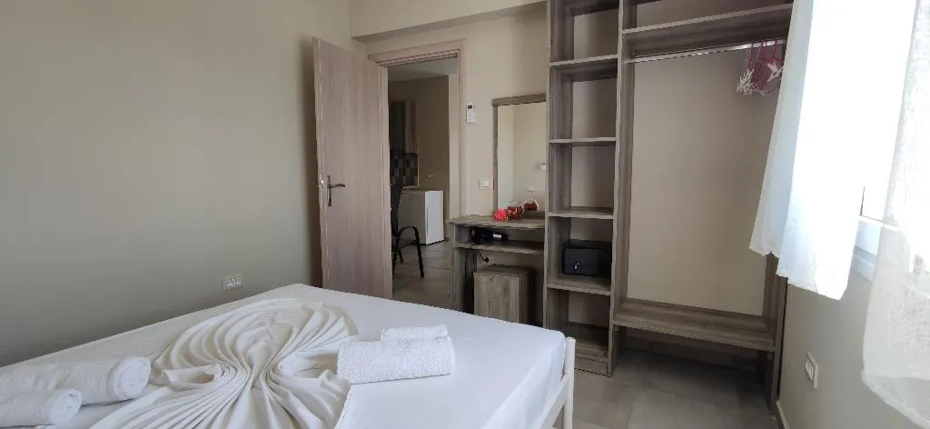 APARTMENT ONE BEDROOM Room, Casa De Rosa Studios & Apartments, Kefallinia