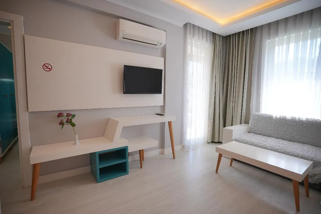 FAMILY ROOM WITH BALCONY Room, By Cemil Boutique Hotel, Antalya