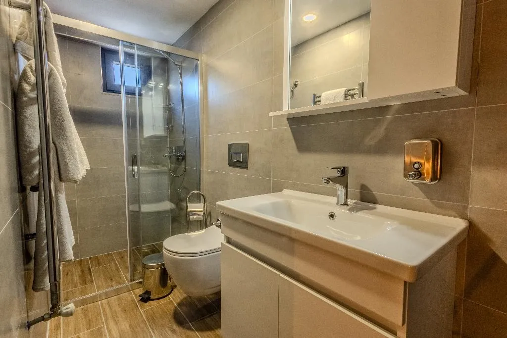 FAMILY ROOM TWO BEDS Room, Leliko Suites, Antalya