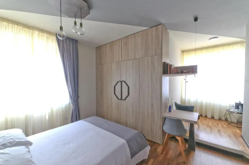 Room, B&B De Gasperi 55, Naples