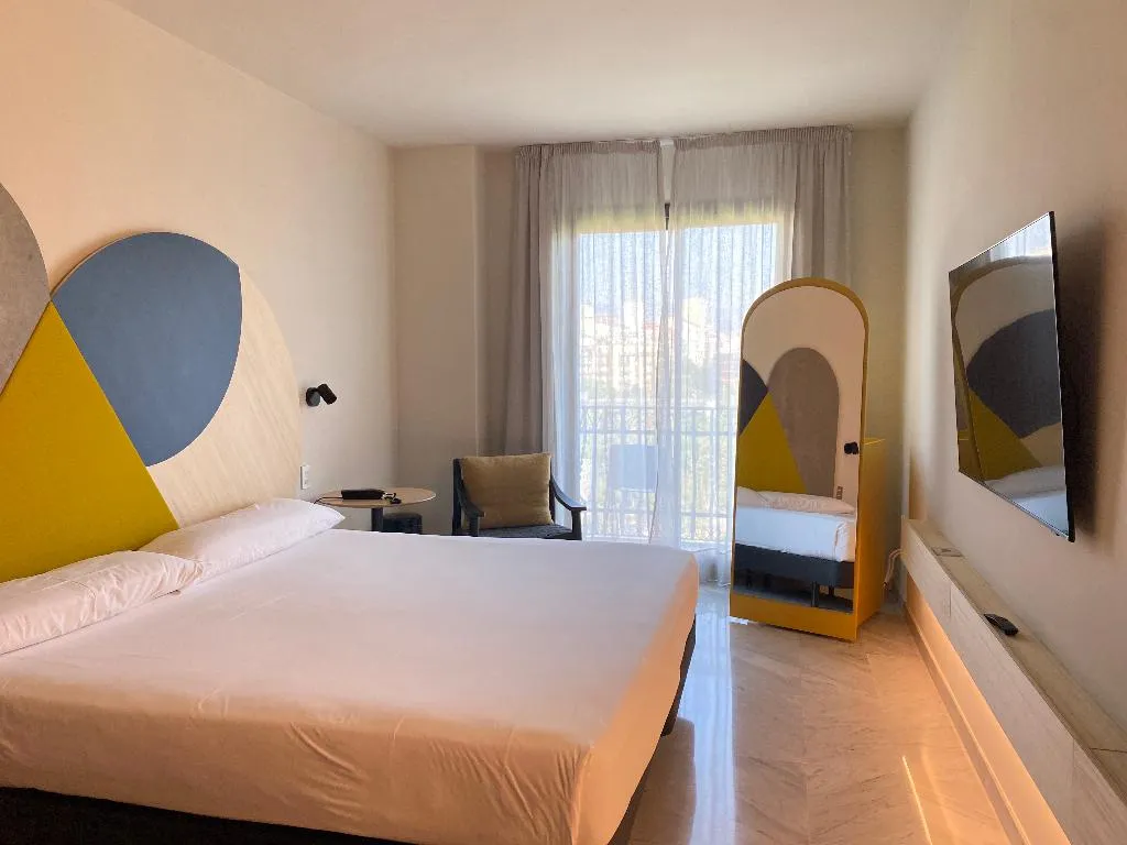 DOUBLE SINGLE USE PARK VIEW Room, Onix Fira, Barcelona