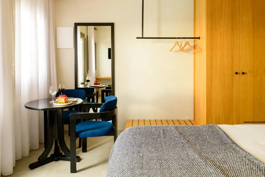DOUBLE CLASSIC Room, Andromeda Villas, Santorini