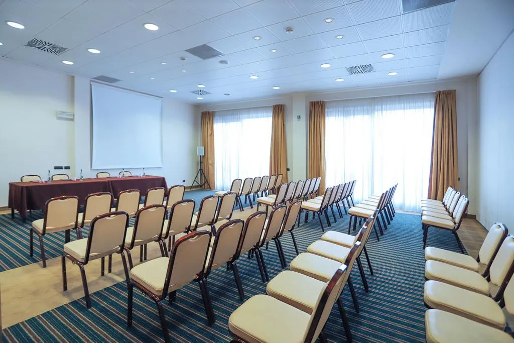 Conferences, Monica Hotel Fiera, Milan