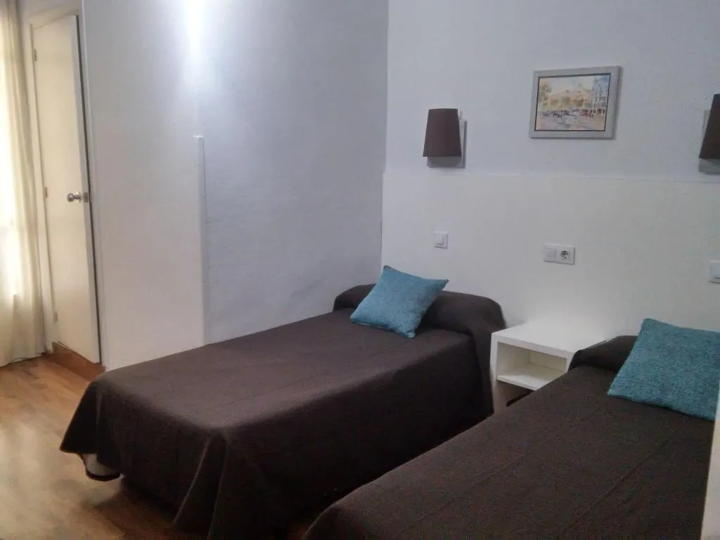 Room, Hostal Lesseps, Barcelona