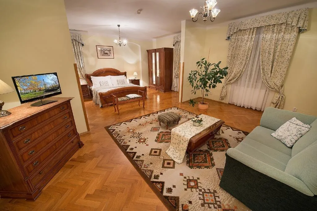 JUNIOR SUITE STANDARD Room, Boutique Hotel Constans, Prague