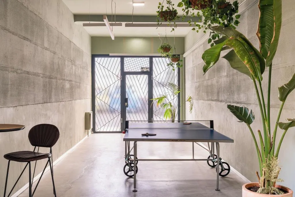 Sports and Entertainment, Ola Living Hostal Tetuan, Madrid