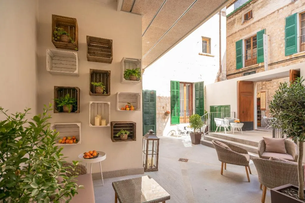 Terrace, Soller Plaza, Majorca