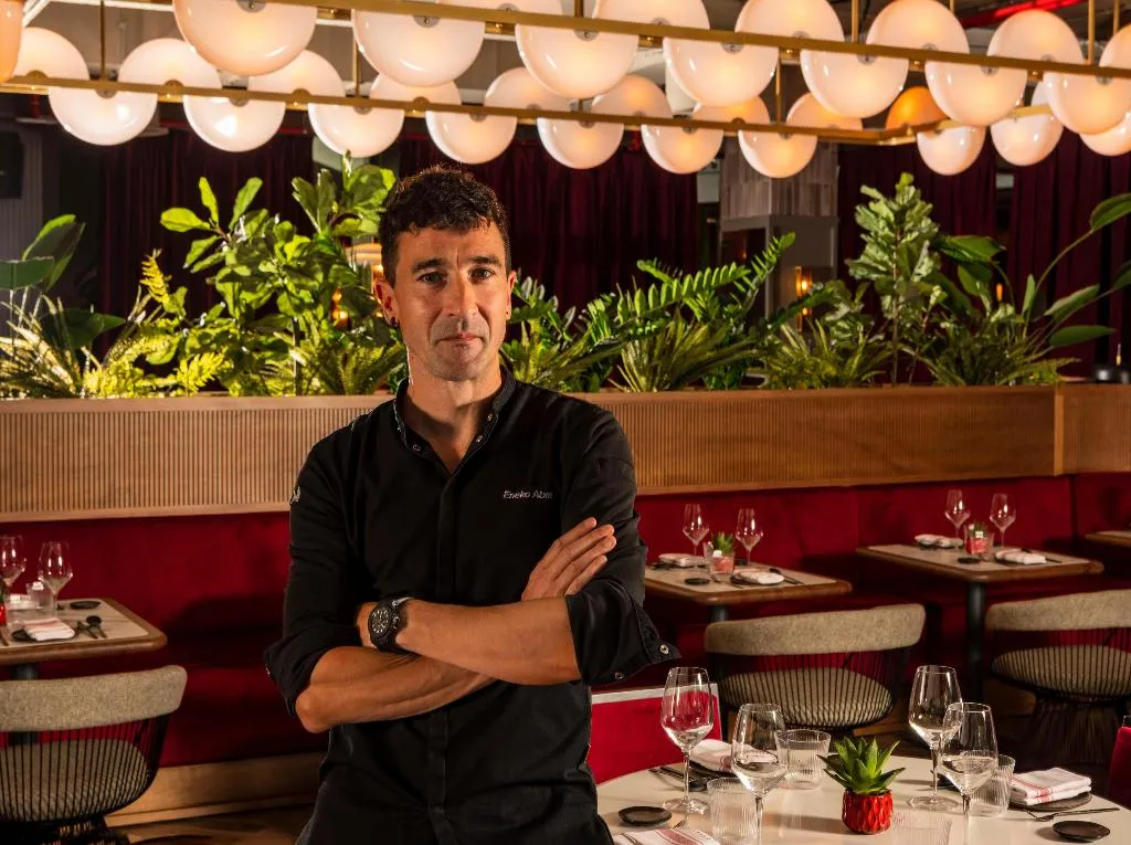 Restaurant, Radisson RED Madrid, Madrid