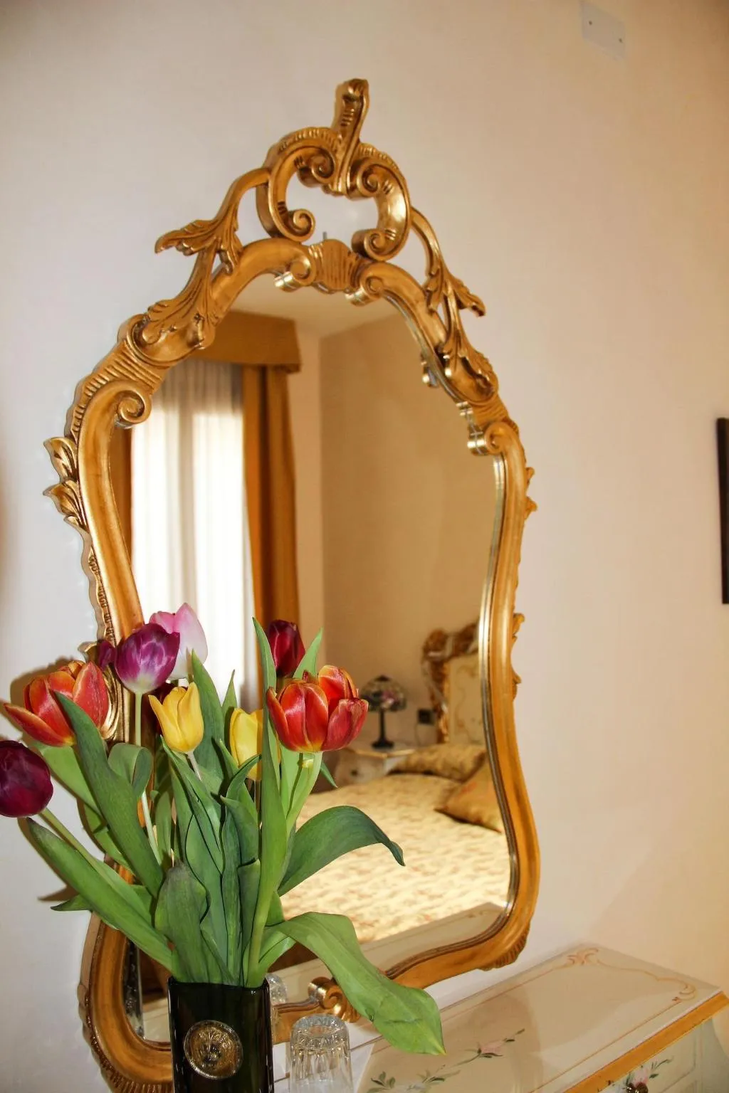 Room, Angeles Inn, Venice