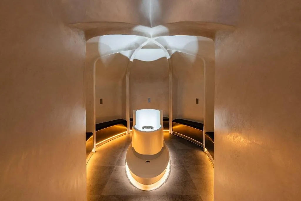 Sports and Entertainment, Romeo Hotel Roma, Rome