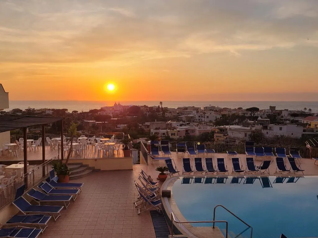 General view, Tramonto d'Oro Terme, Naples