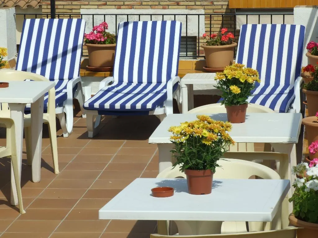 Terrace, Montserrat, Costa Brava