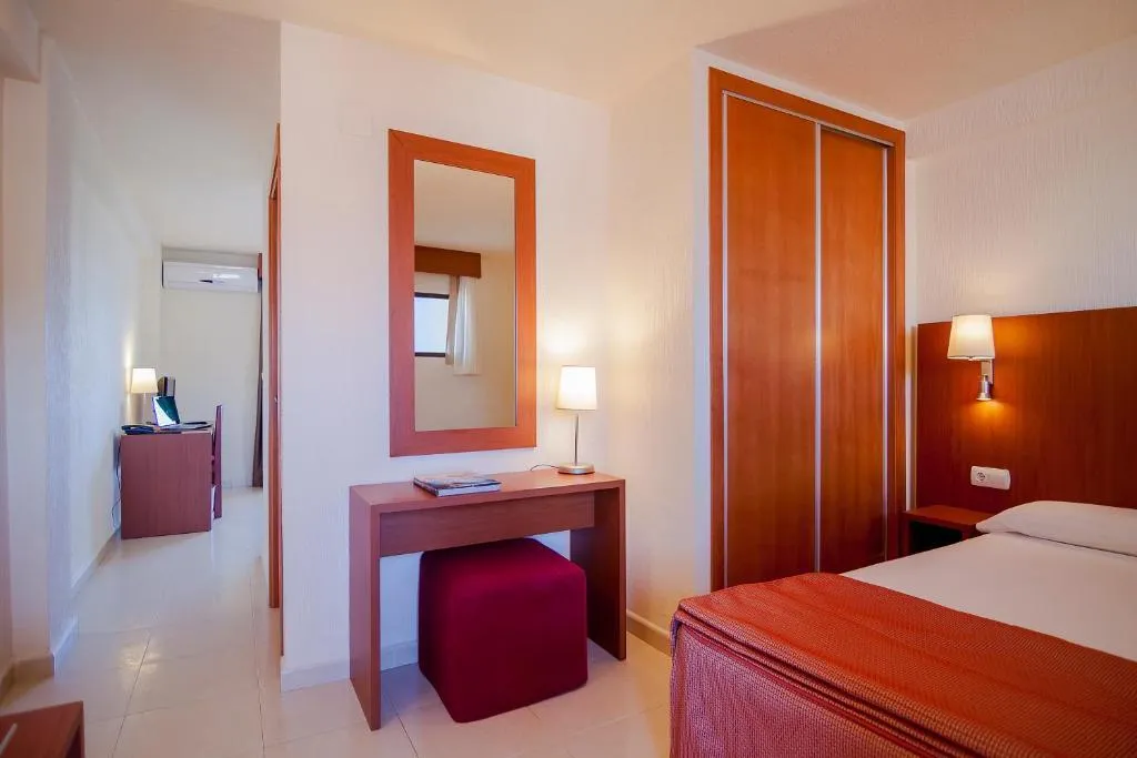 DOUBLE STANDARD Room, Playas de Torrevieja, Costa Blanca