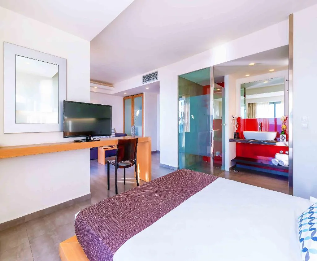 JUNIOR SUITE MOUNTAIN VIEW Room, Petra Mare, Crete