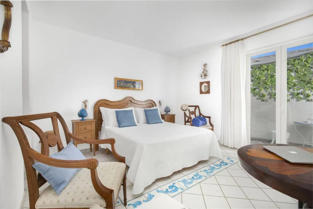 DOUBLE ECONOMY Room, Smeraldo, Naples