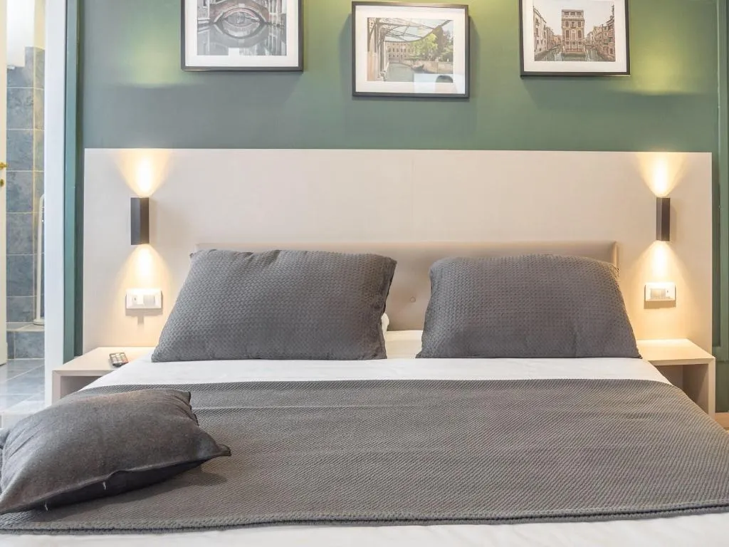 Room, Grand Canal Suites, Venice