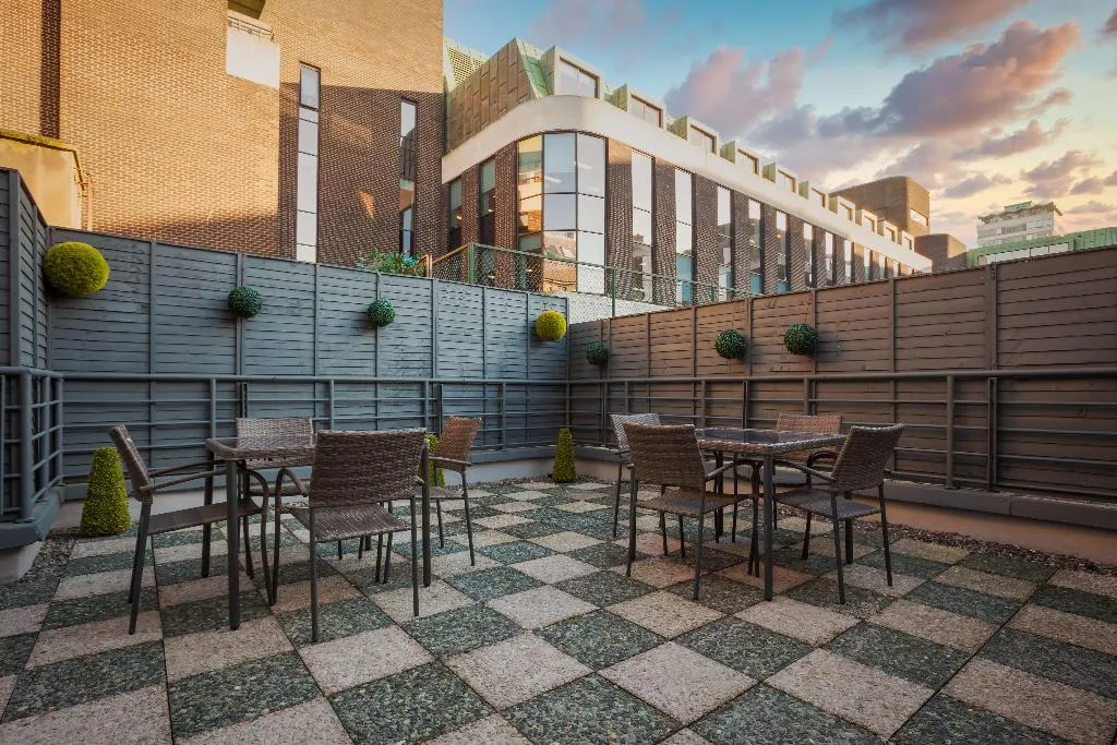 Terrace, Dublin Central Inn, Dublin