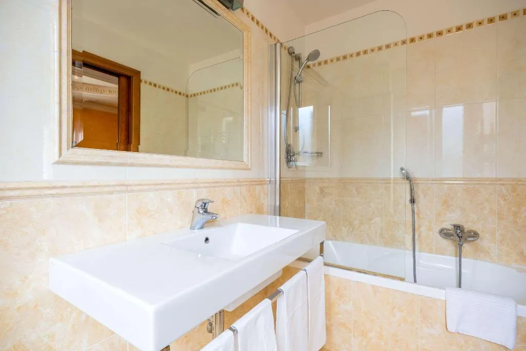 DOUBLE WITH DOUBLE BED Room, Clarion Collection Hotel Principessa Isabella, Rome