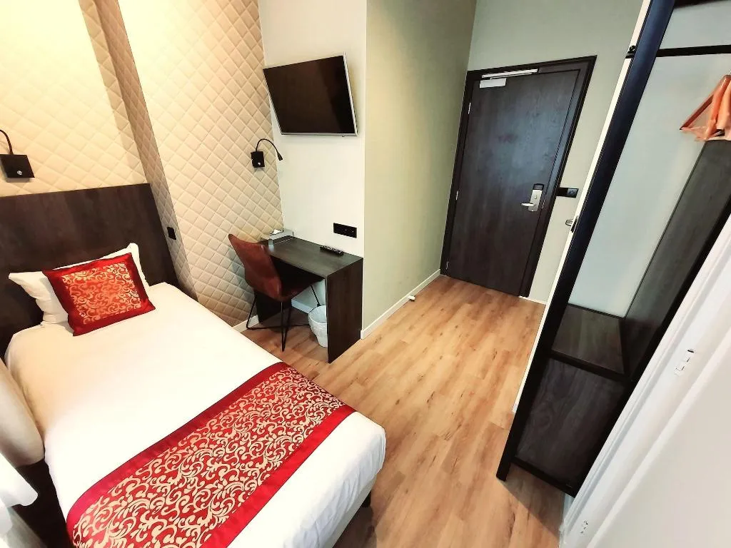 SINGLE STANDARD Room, Hotel Washington, Amsterdam
