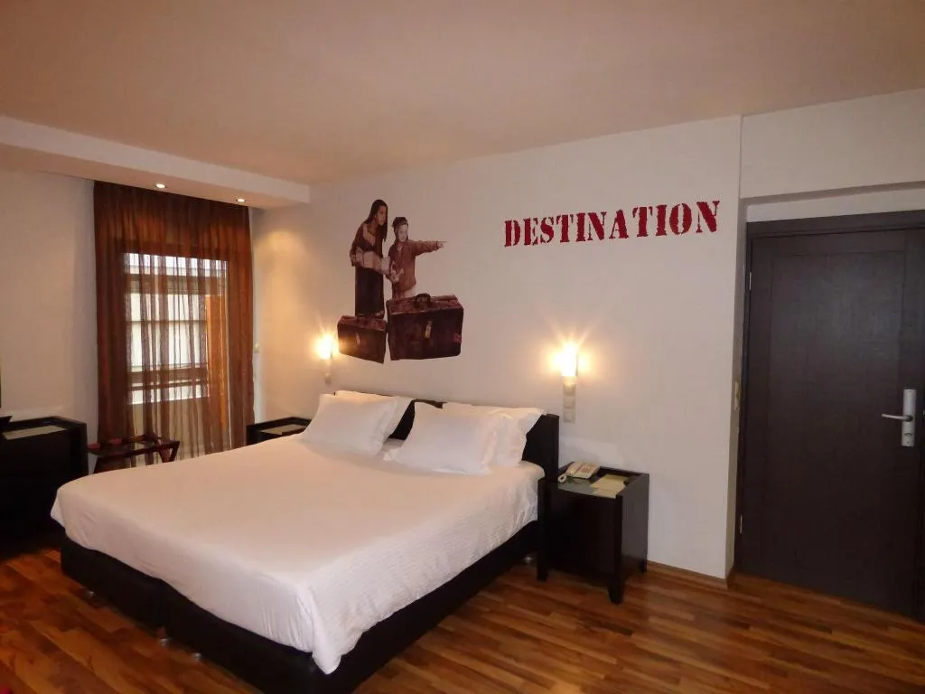Room, Athens Habitat, Athens