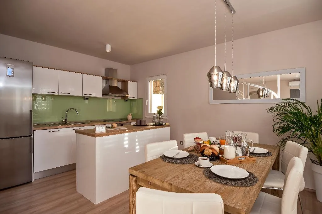 VILLA FOUR BEDROOMS Room, Villa Le Lu, Split