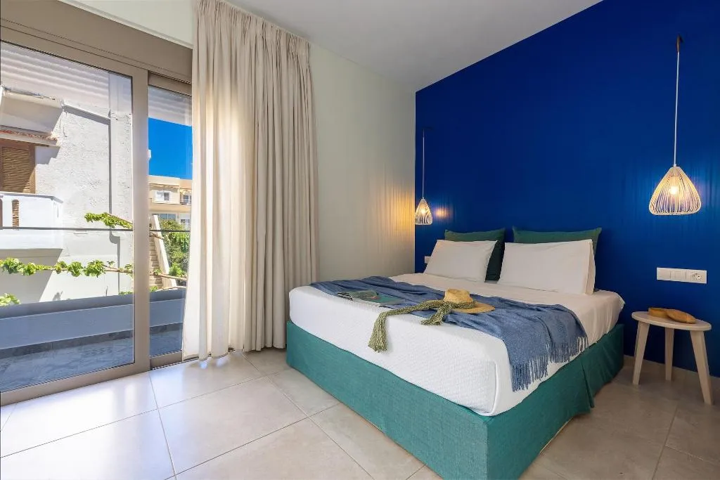 Room, Blue Horizon, Crete