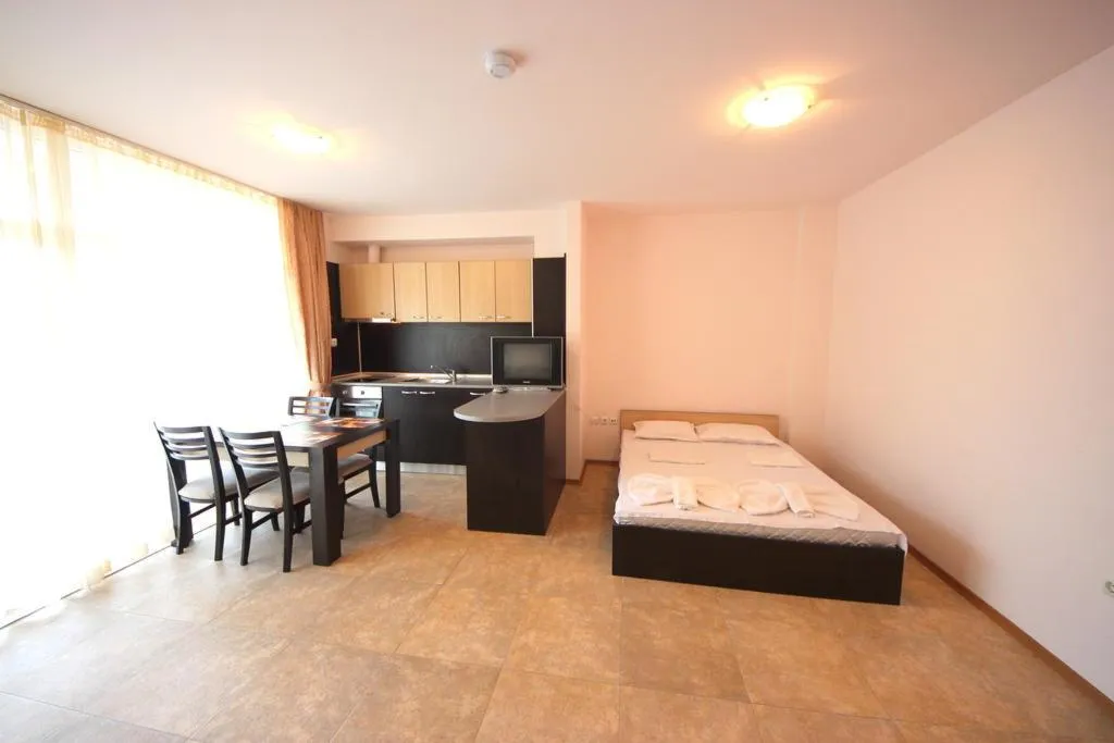 STUDIO SUPERIOR Room, Menada Grand Kamelia Apartments, Bourgas