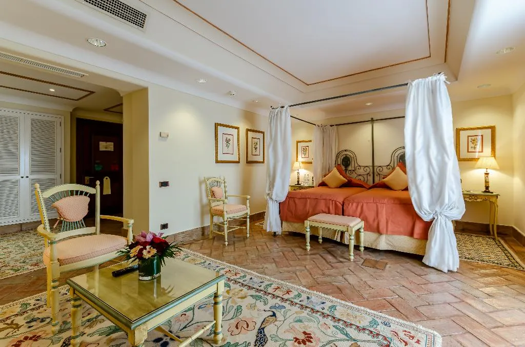 Double or Twin DELUXE Room, Olissippo Lapa Palace, Lisbon